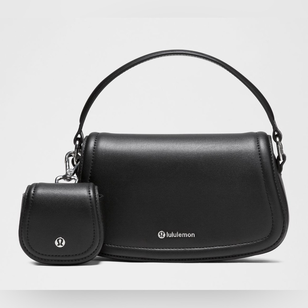 Lululemon NWT Leather Alternative Cactus Mini Bag 1.2L Black & Silver Hardware